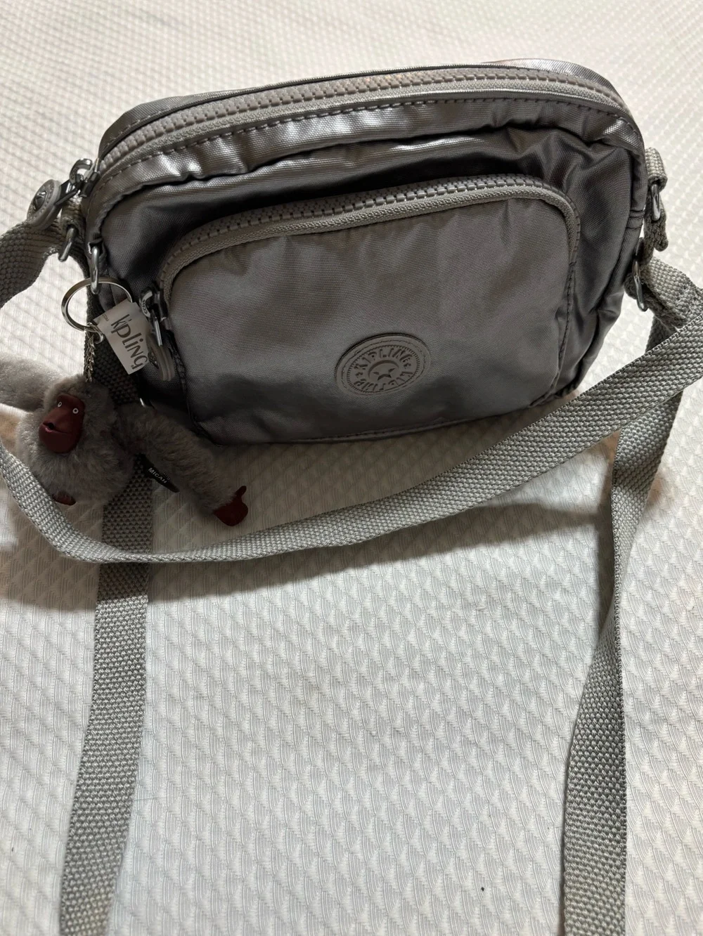 Kipling Silver-Gray Compact Crossbody Messenger